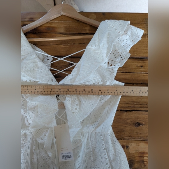 100.Nwt Choosy White Lace Romper - Picture 7 of 7